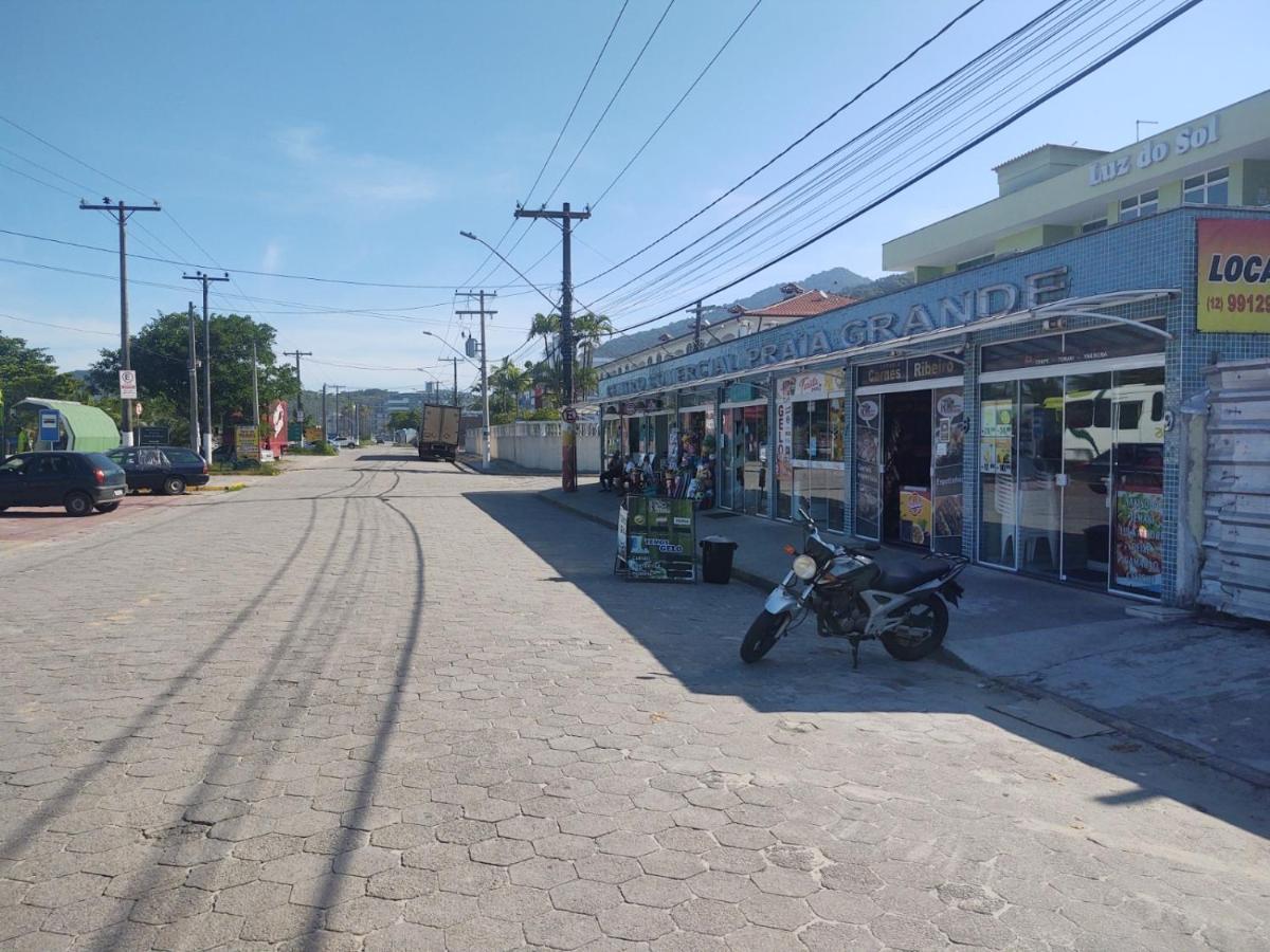 Apartamento Ubatuba - Praia Grande - 250M Da Praia Exterior foto